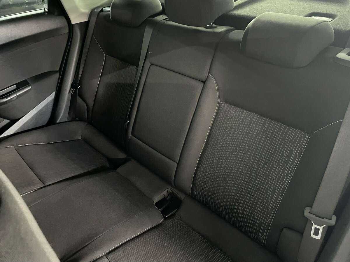 Б/У Опель Астра 2013 года. Фото: #13