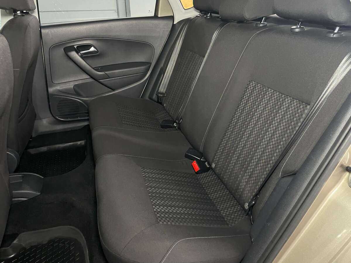 Б/У Фольксваген Поло 2016 года. Фото: #11