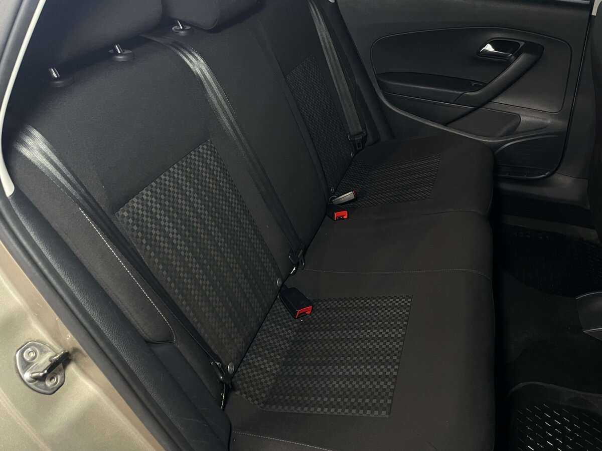 Б/У Фольксваген Поло 2016 года. Фото: #12