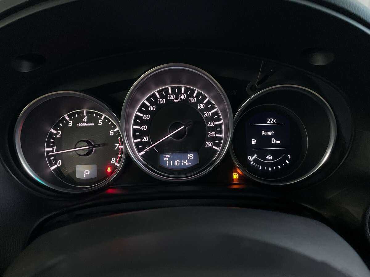 Б/У Мазда Ц-Икс-5 2015 года. Фото: #12