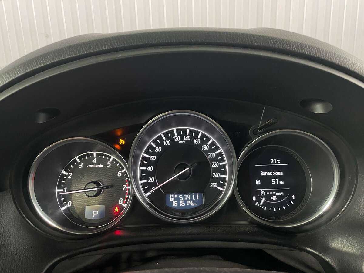 Б/У Мазда Ц-Икс-5 2016 года. Фото: #12