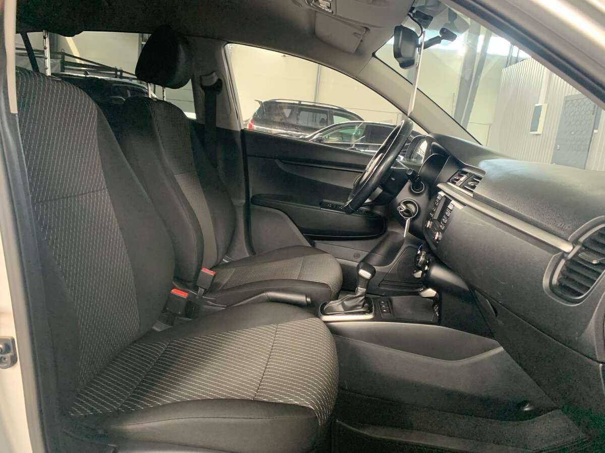 Б/У Киа Рио 2019 года. Фото: #14