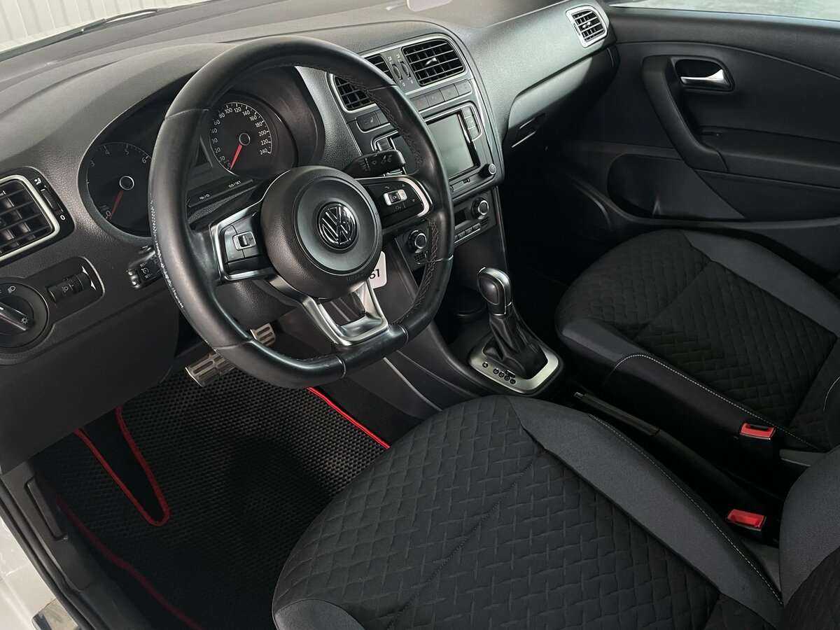 Б/У Фольксваген Поло 2018 года. Фото: #9