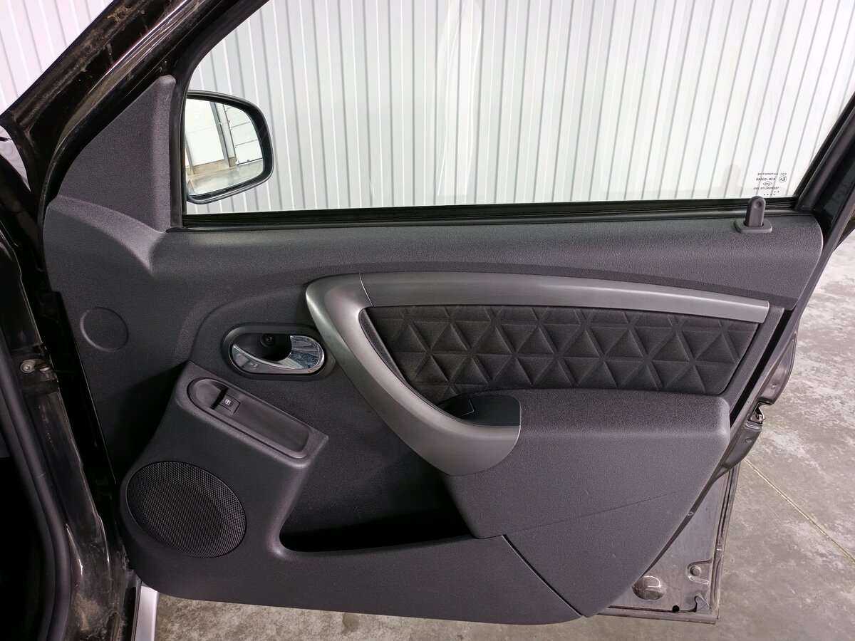 Б/У Рено Дастер 2018 года. Фото: #18