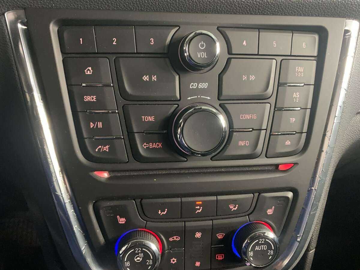 Б/У Опель Мокка 2014 года. Фото: #12