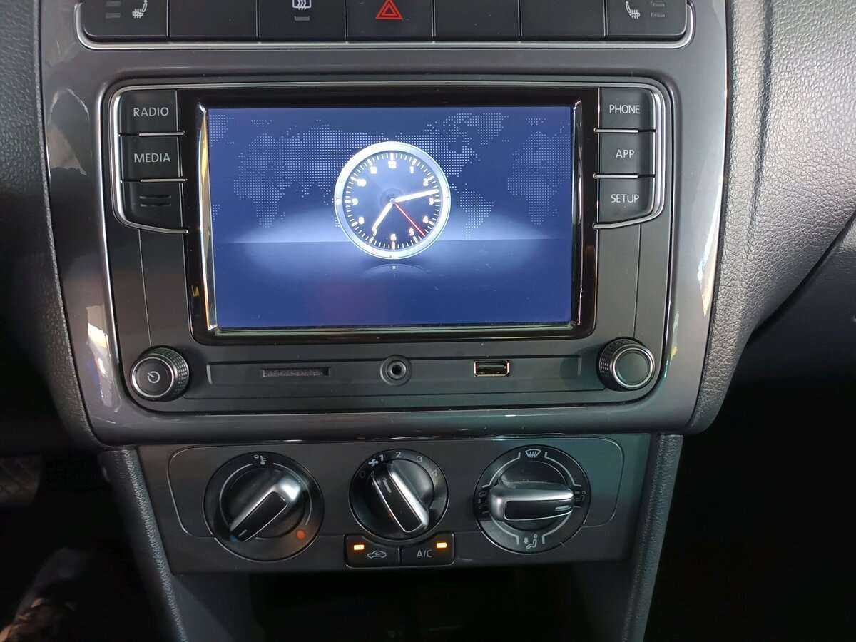 Б/У Фольксваген Поло 2019 года. Фото: #17