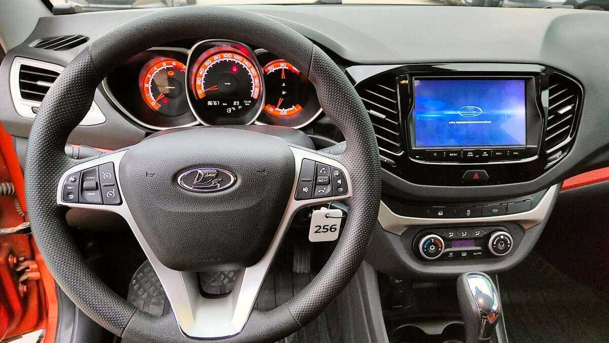 Б/У Лада (ВАЗ) Веста 2019 года. Фото: #8