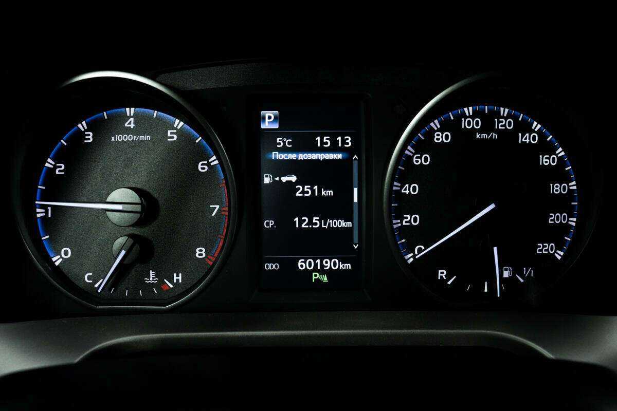 Toyota RAV4 2016 года с пробегом. Фото: #9