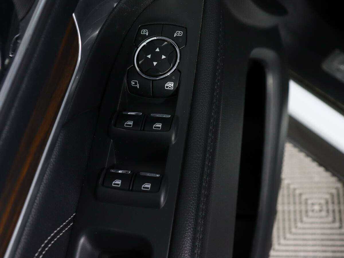 Ford Explorer 2016 года с пробегом. Фото: #20