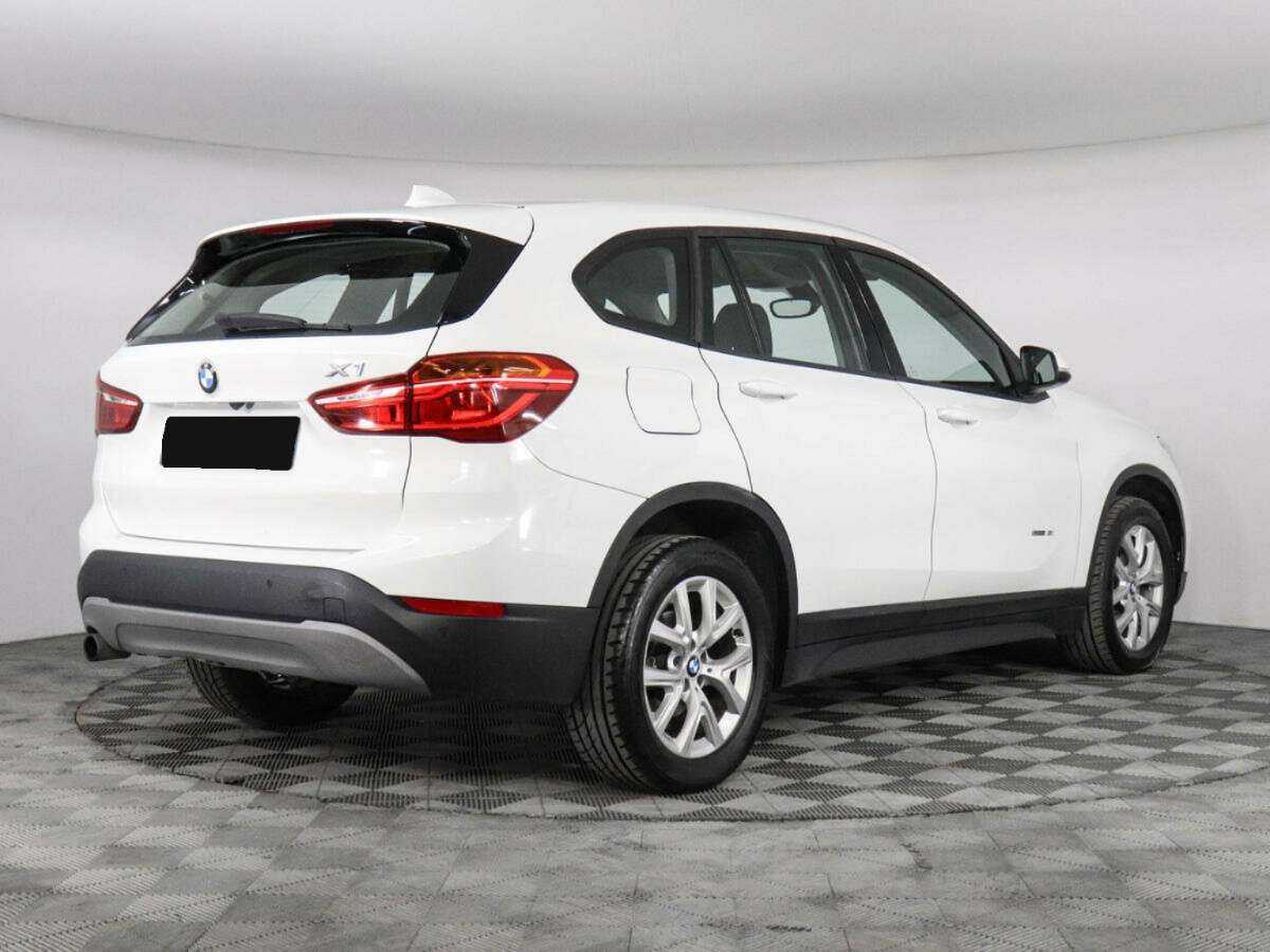BMW X1 2017 года с пробегом. Фото: #1