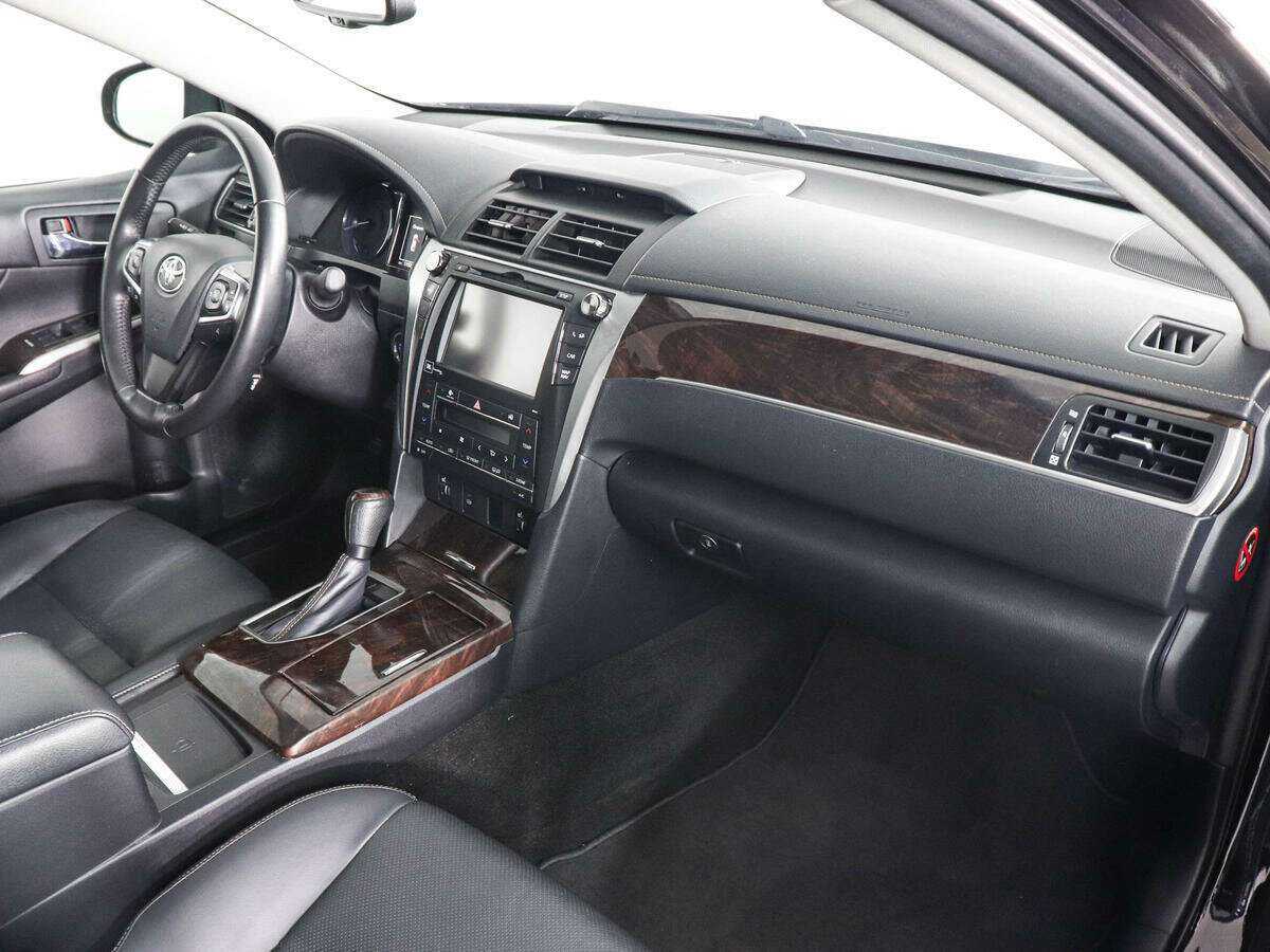 Toyota Camry 2016 года с пробегом. Фото: #9