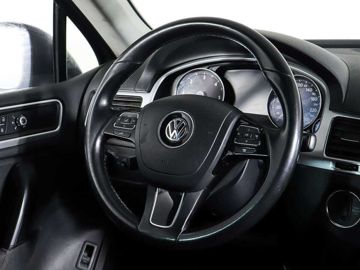 Volkswagen Touareg 2013 года с пробегом. Фото: #14