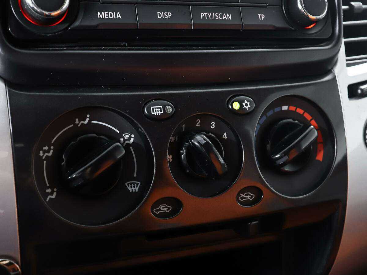 Б/У Митсубиши Паджеро Спорт 2014 года. Фото: #20