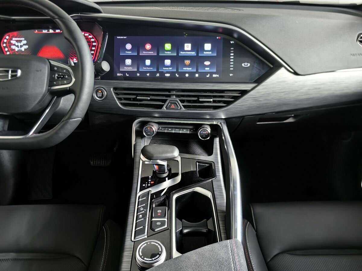 Geely Tugella 2022 года с пробегом. Фото: #10