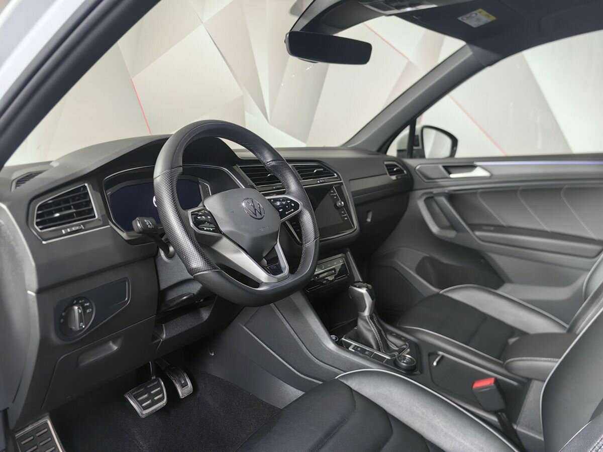 Volkswagen Tiguan 2021 года с пробегом. Фото: #13