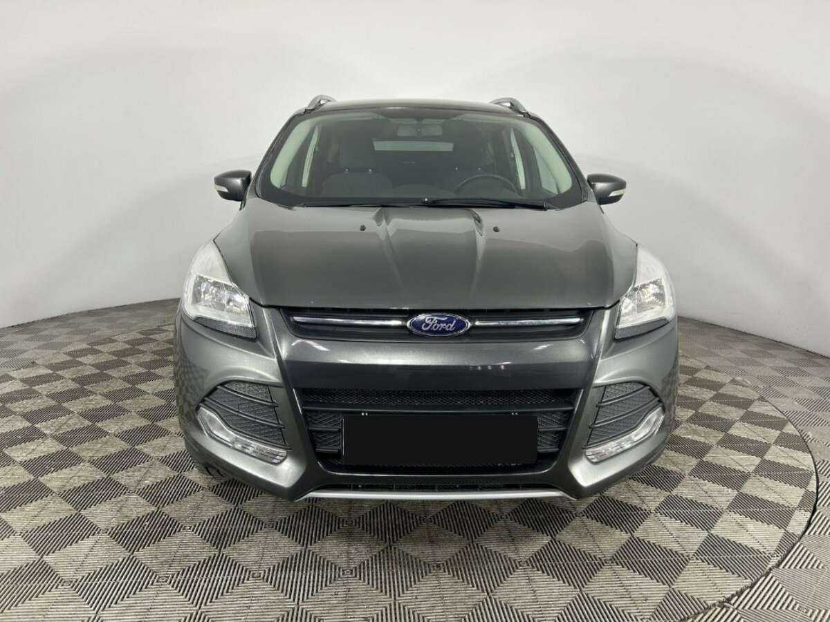 Б/У Форд Куга 2015 года. Фото: #1