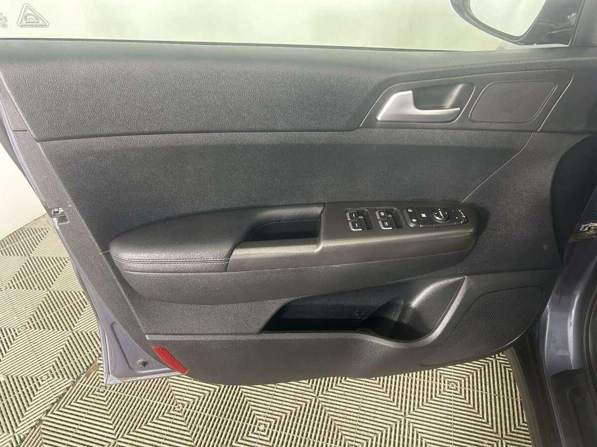 Б/У Киа Спортейдж 2017 года. Фото: #7