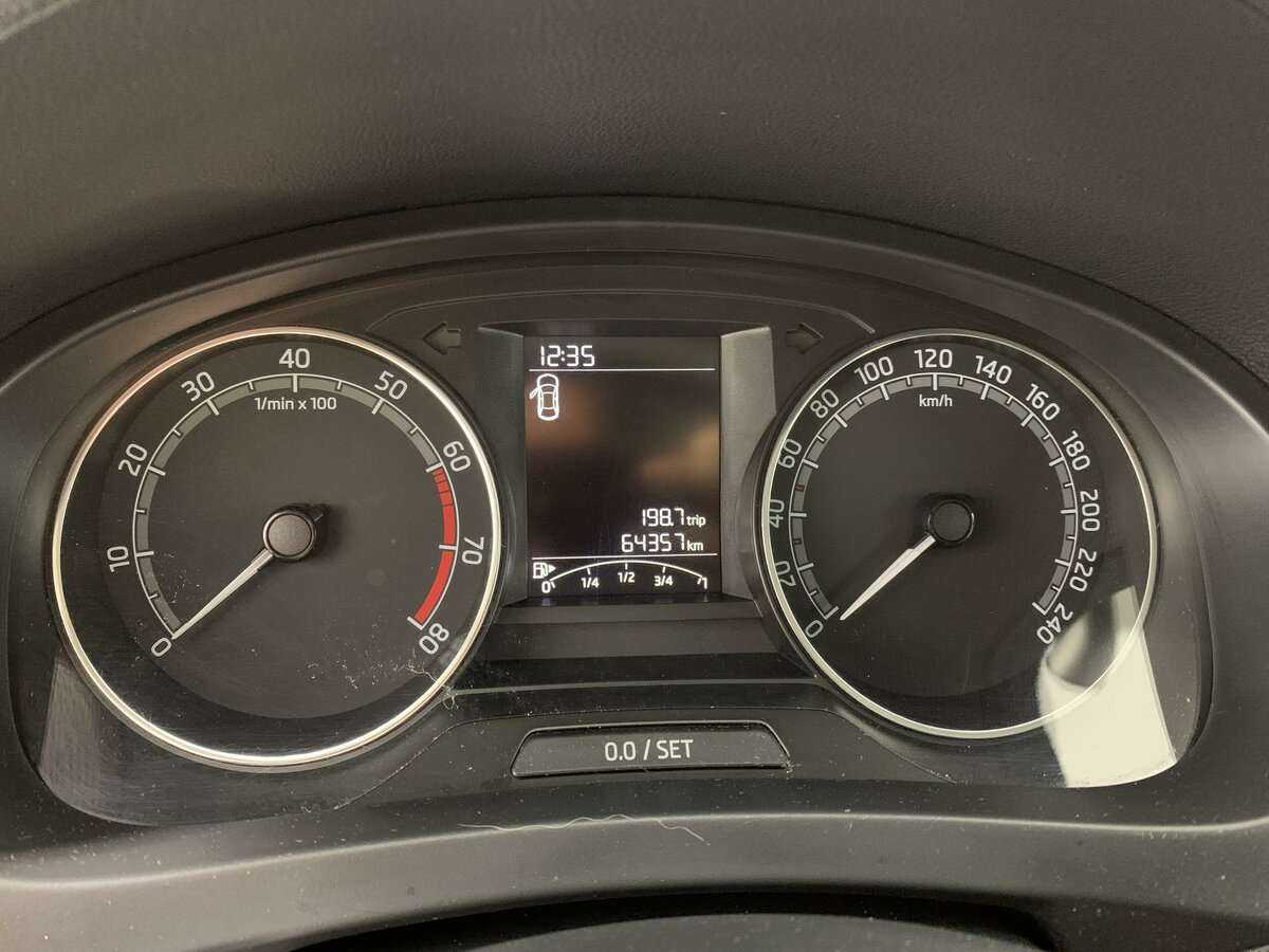 Б/У Шкода Рапид 2019 года. Фото: #10