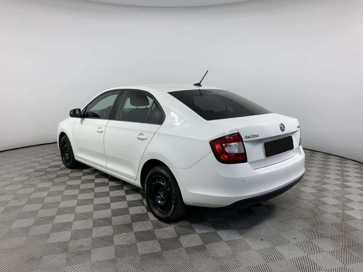 Б/У Шкода Рапид 2019 года. Фото: #6