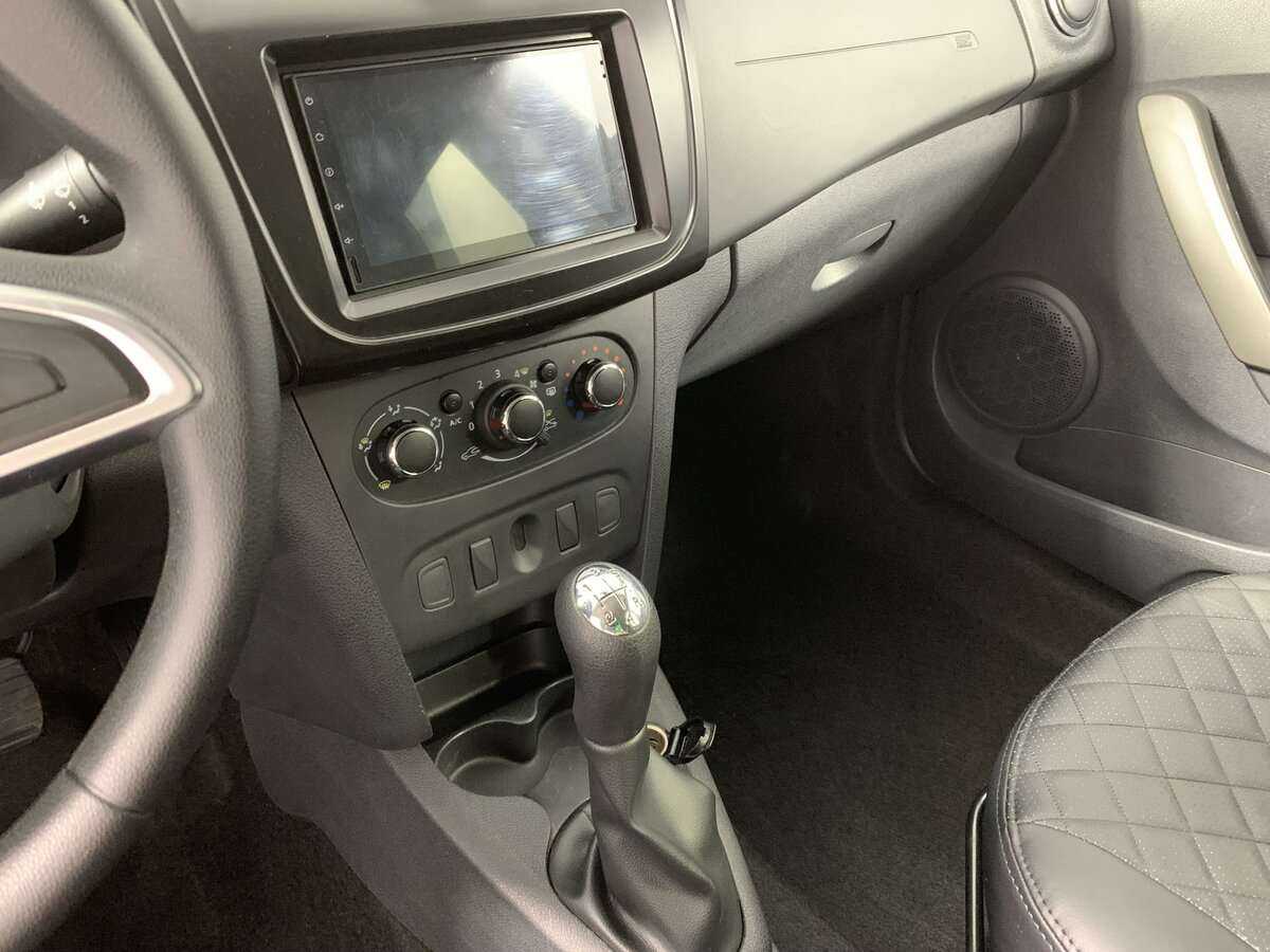 Б/У Рено Логан 2019 года. Фото: #14