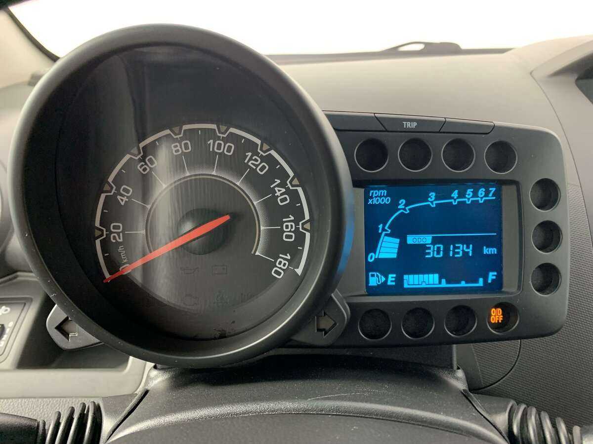 Б/У Шевроле Спарк 2013 года. Фото: #10