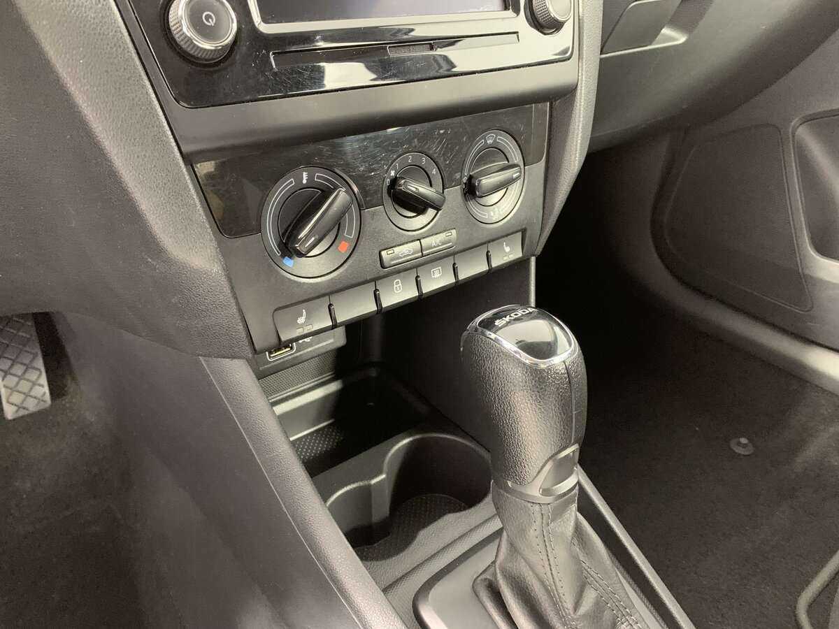 Б/У Шкода Рапид 2019 года. Фото: #13