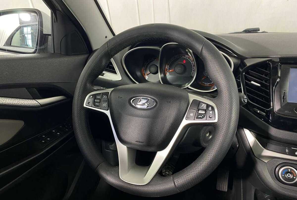 Б/У Лада (ВАЗ) Веста 2021 года. Фото: #8