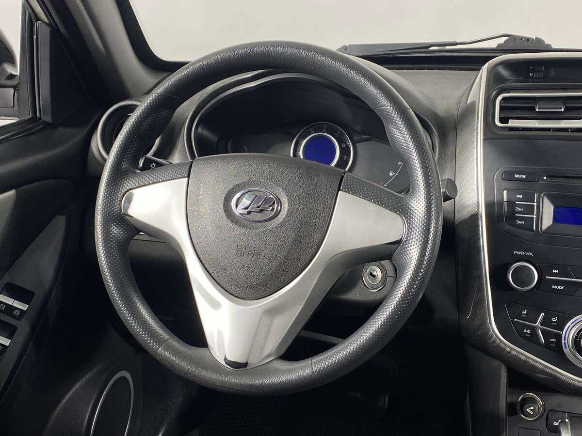 Б/У Лифан Икс60 2017 года. Фото: #8