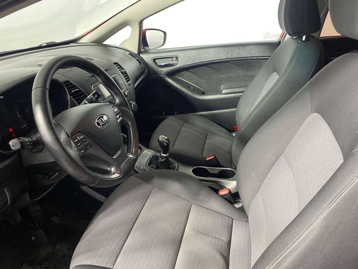 Б/У Киа Церато 2013 года. Фото: #6