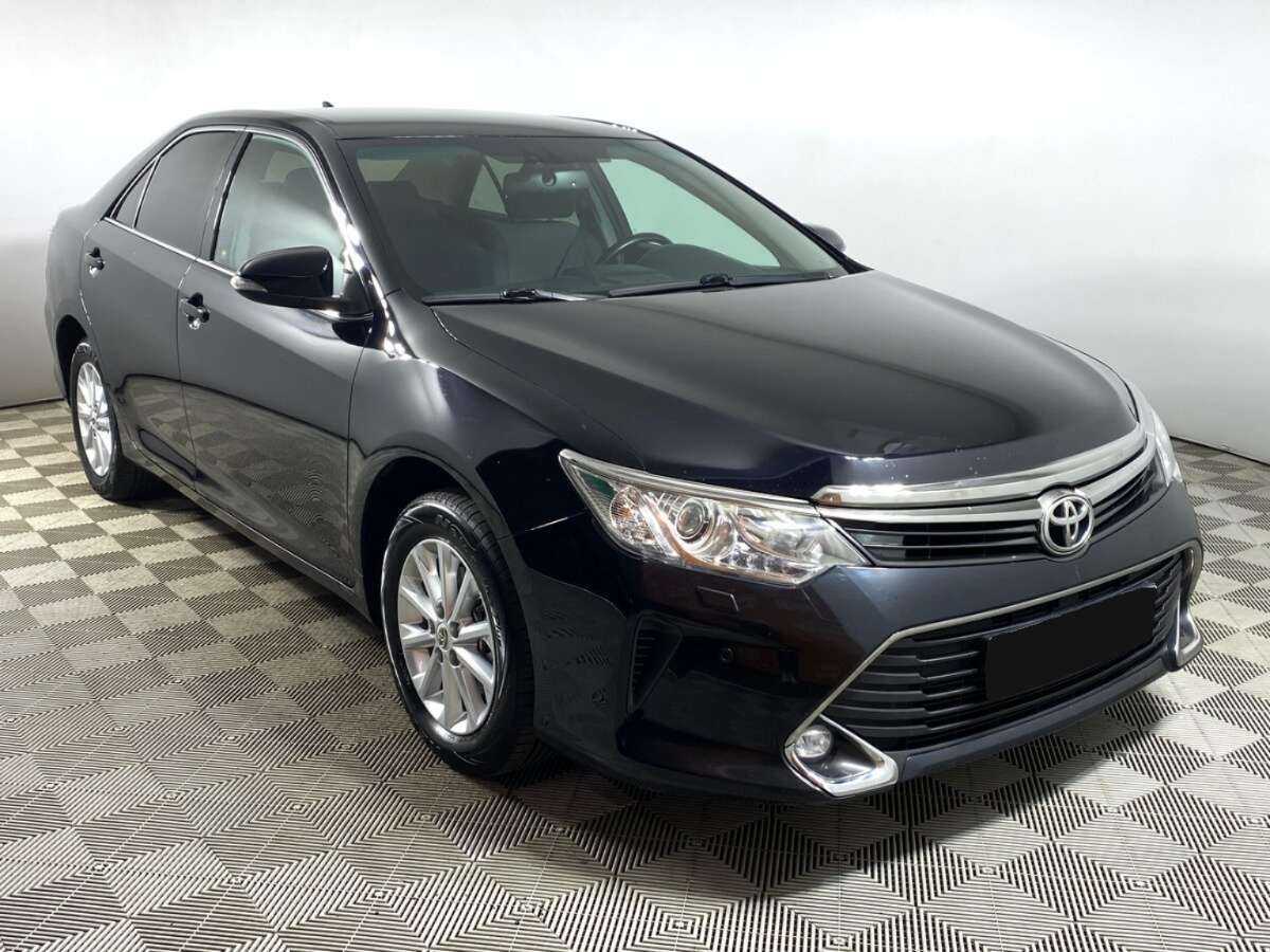 Toyota Camry 2017 года с пробегом. Фото: #1