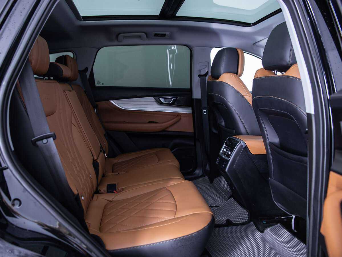 Chery Tiggo 8 Pro Max 2023 года с пробегом. Фото: #18