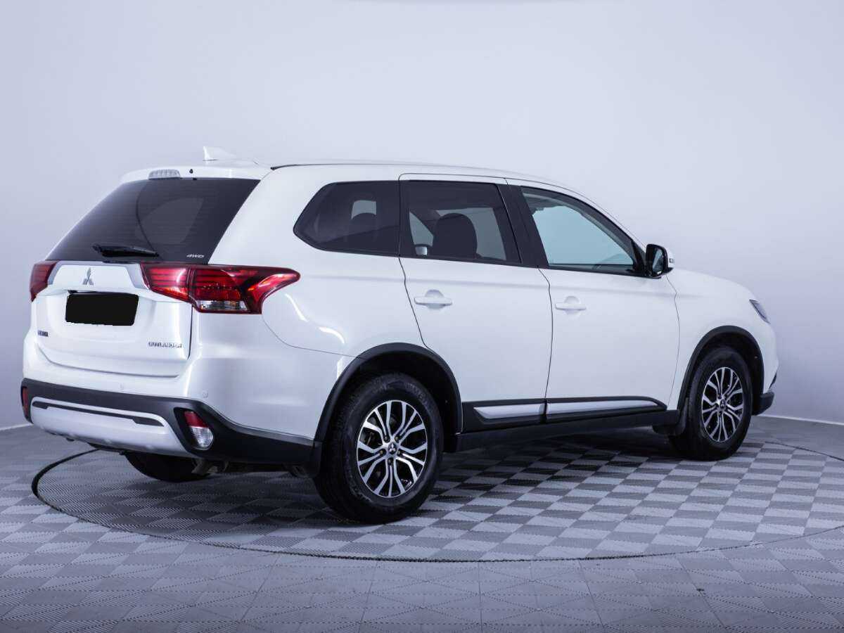 Mitsubishi Outlander 2020 года с пробегом. Фото: #4