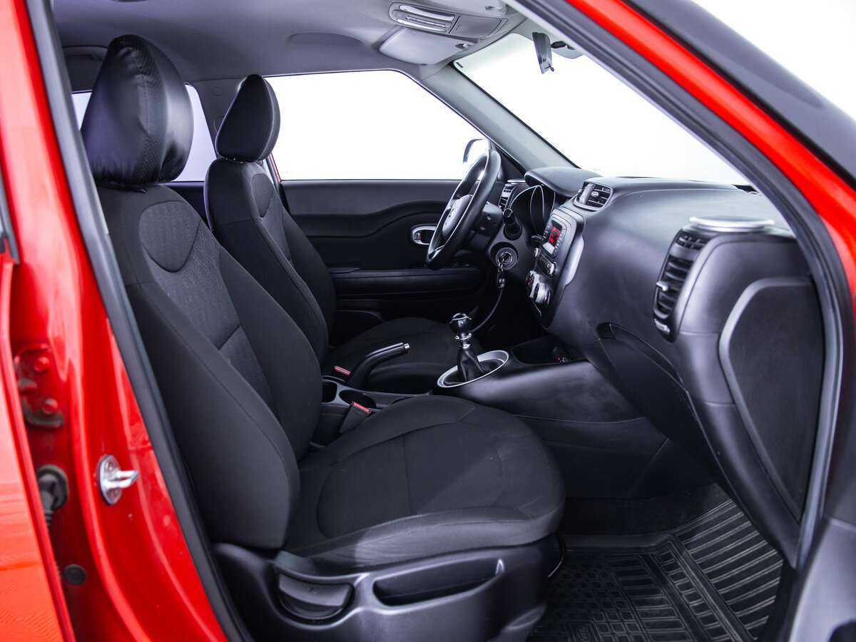 Б/У Киа Соул 2016 года. Фото: #17