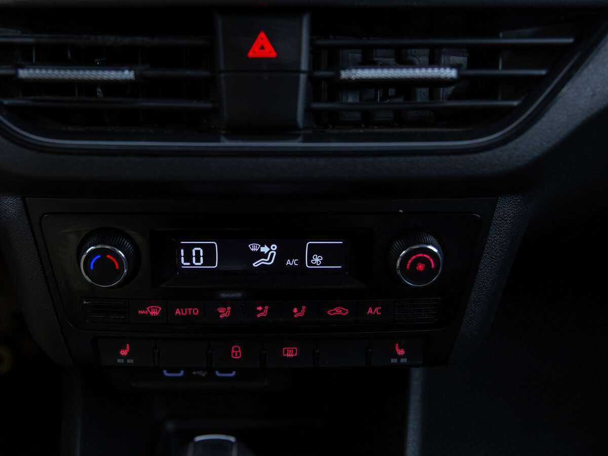 Б/У Фольксваген Поло 2020 года. Фото: #13