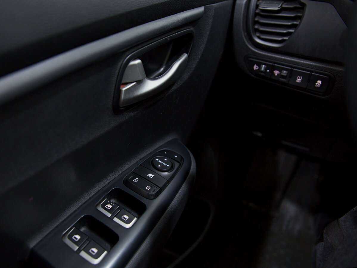 Б/У Киа Рио 2020 года. Фото: #10