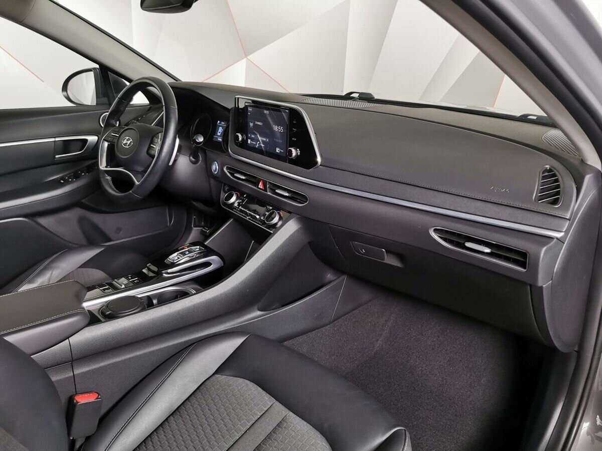 Hyundai Sonata 2019 года с пробегом. Фото: #8
