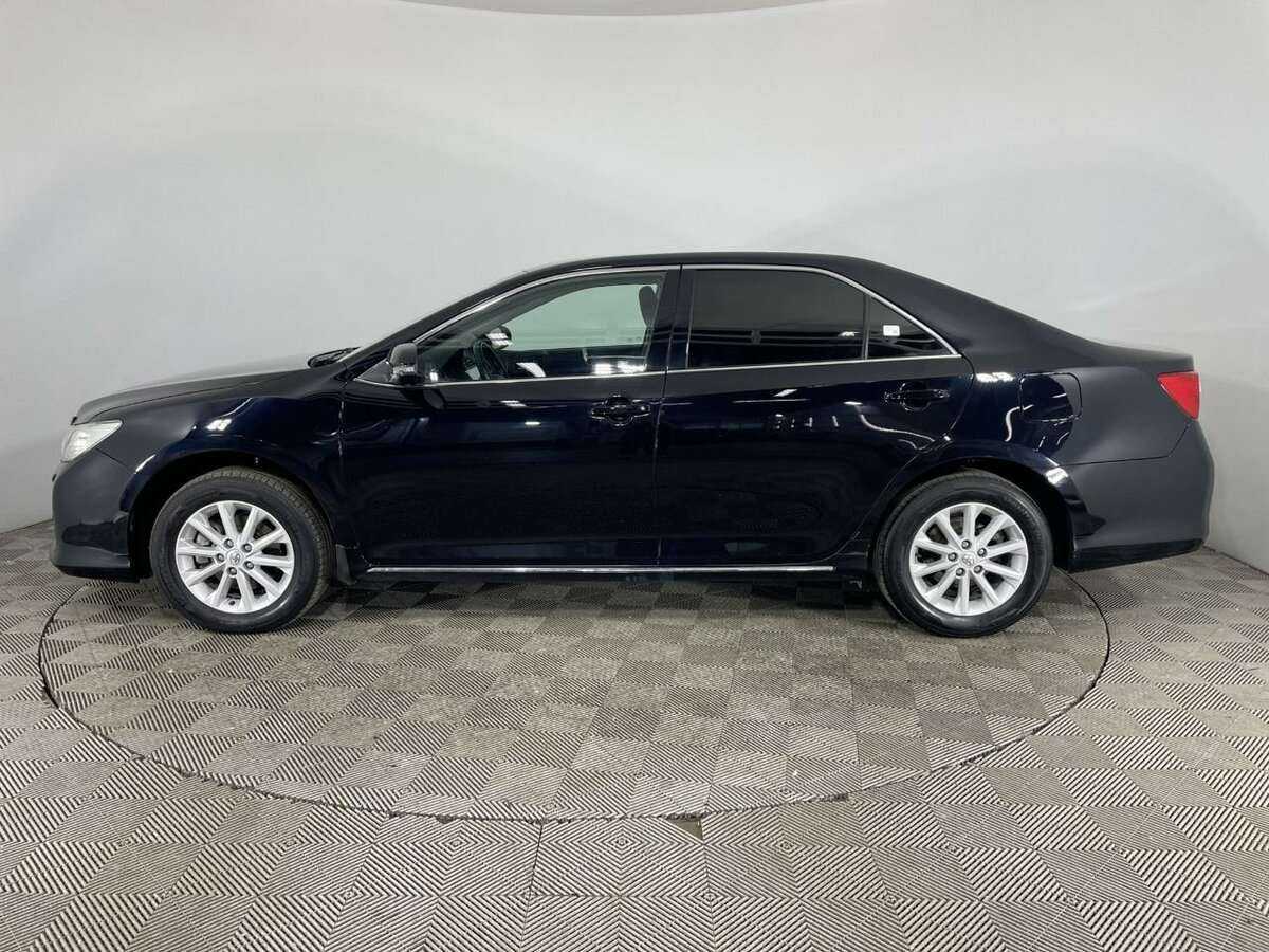 Б/У Тойота Камри 2012 года. Фото: #4