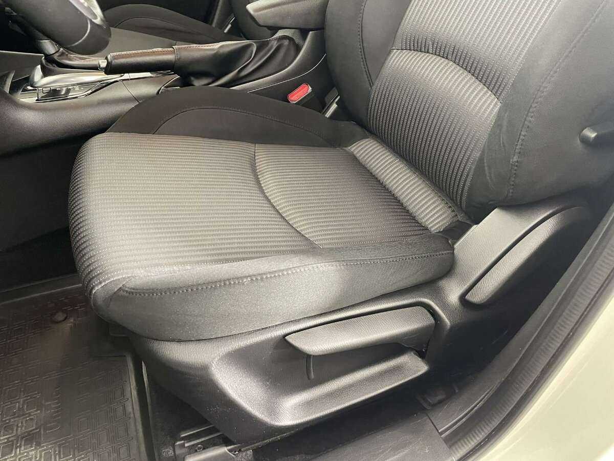 Б/У Мазда 3 2014 года. Фото: #8