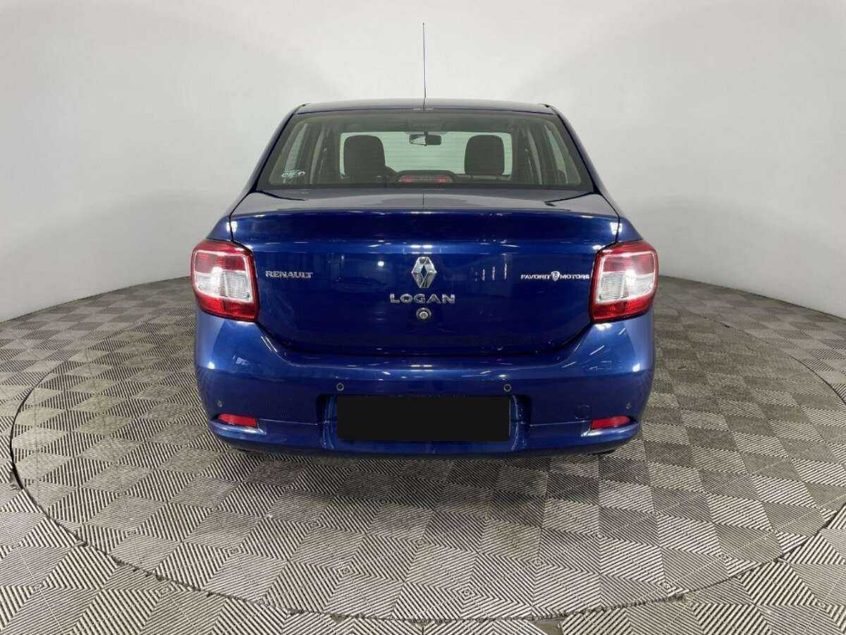 Б/У Рено Логан 2016 года. Фото: #2