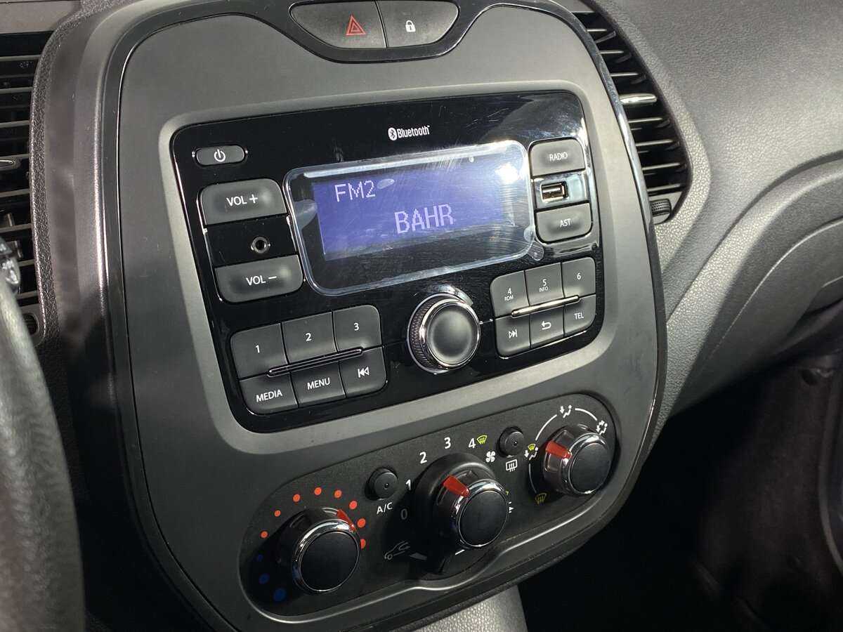 Б/У Рено Каптюр 2018 года. Фото: #11