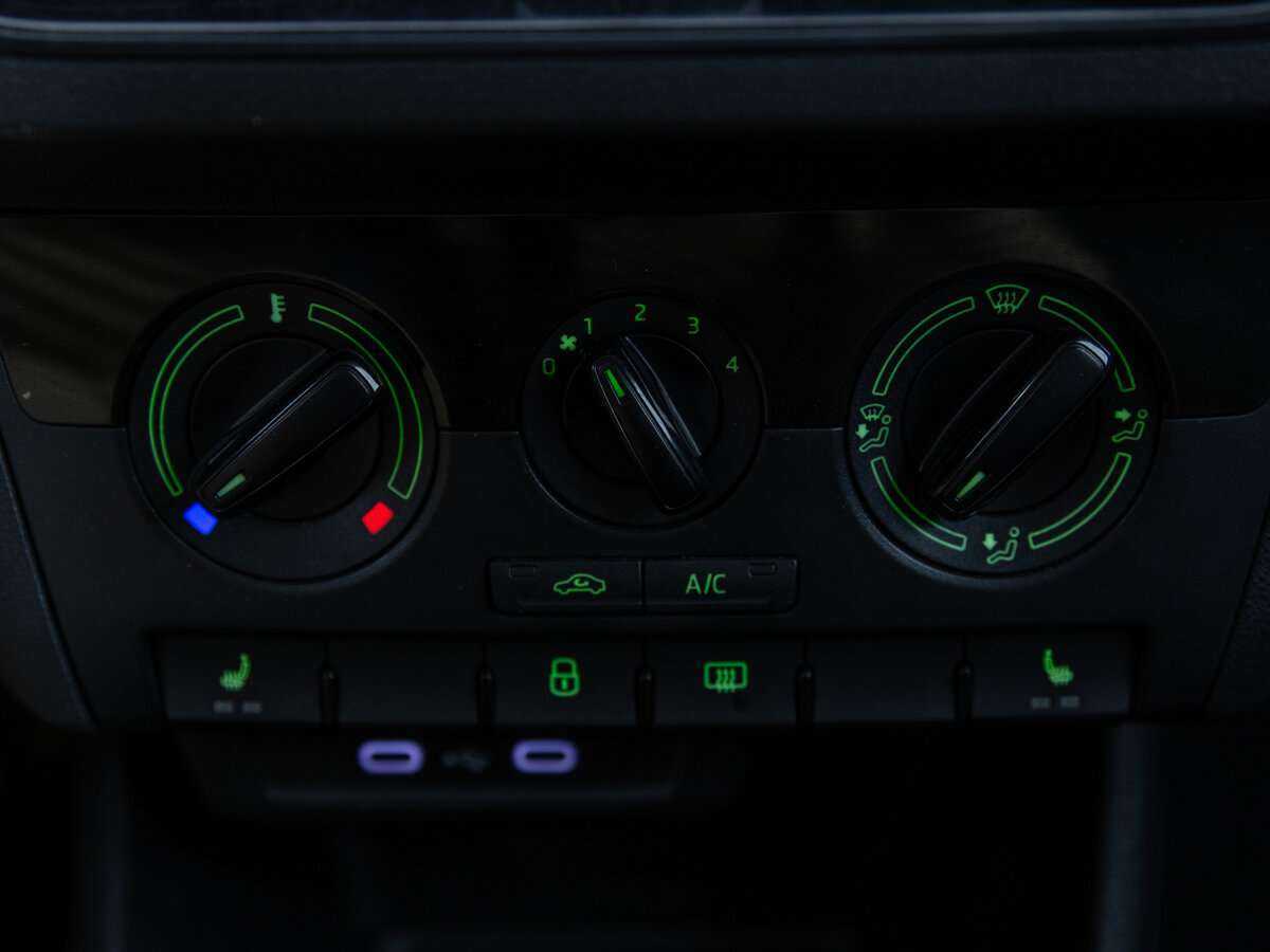 Б/У Шкода Рапид 2021 года. Фото: #13