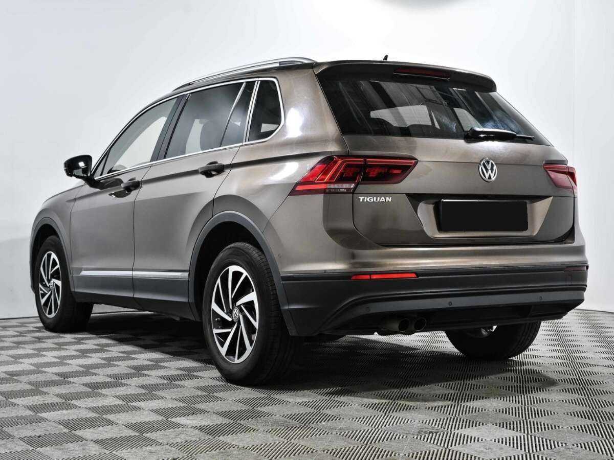 Volkswagen Tiguan 2018 года с пробегом. Фото: #4