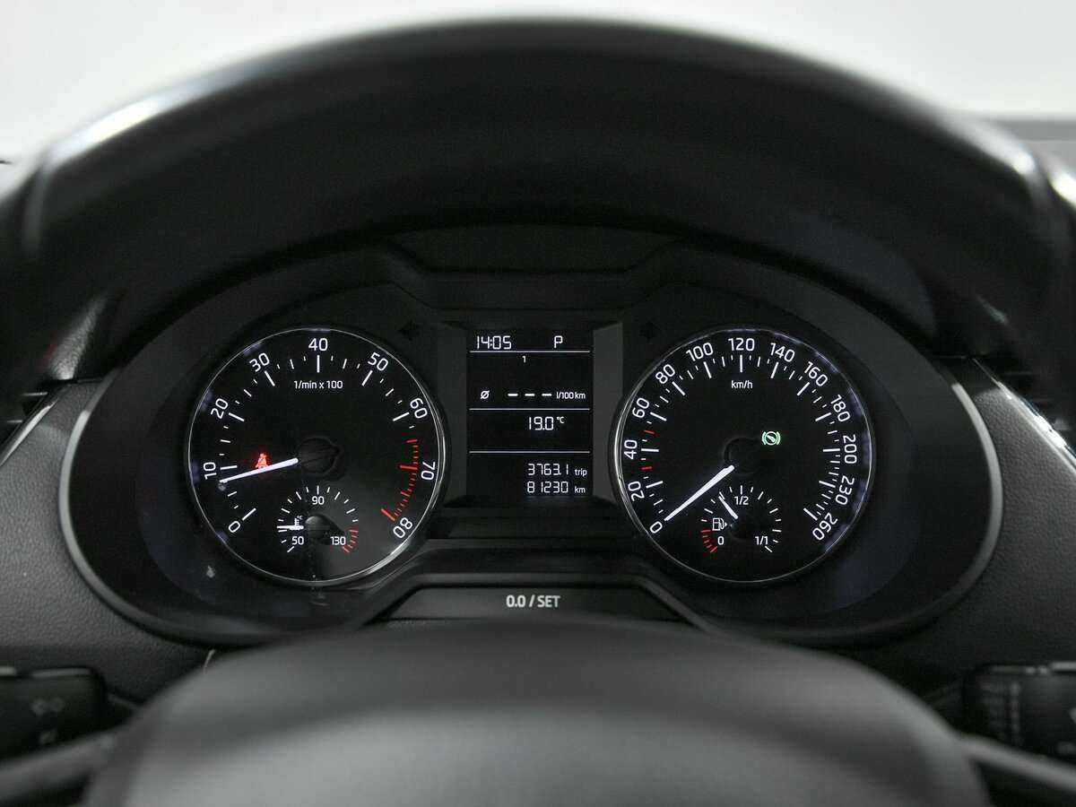 Б/У Шкода Октавия 2017 года. Фото: #6