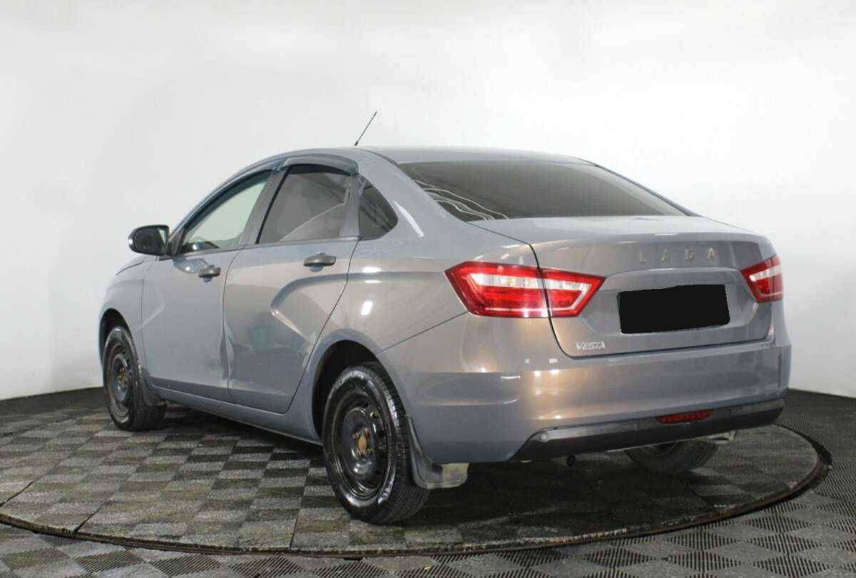 Б/У Лада (ВАЗ) Веста 2017 года. Фото: #6