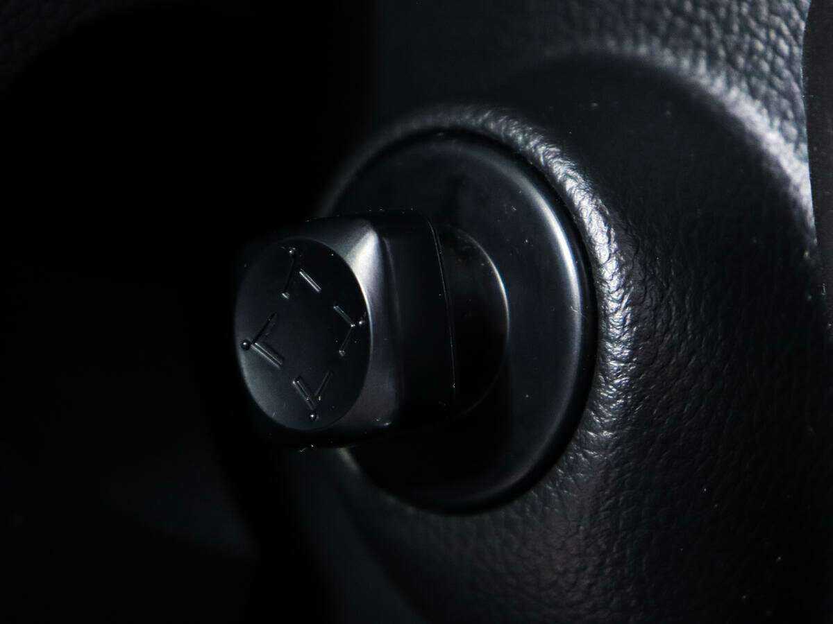 Infiniti FX 2013 года с пробегом. Фото: #16