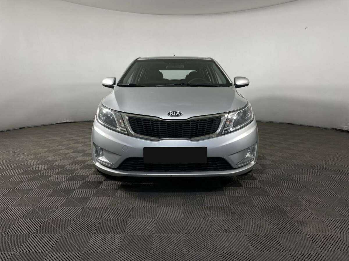 Б/У Киа Рио 2013 года. Фото: #1