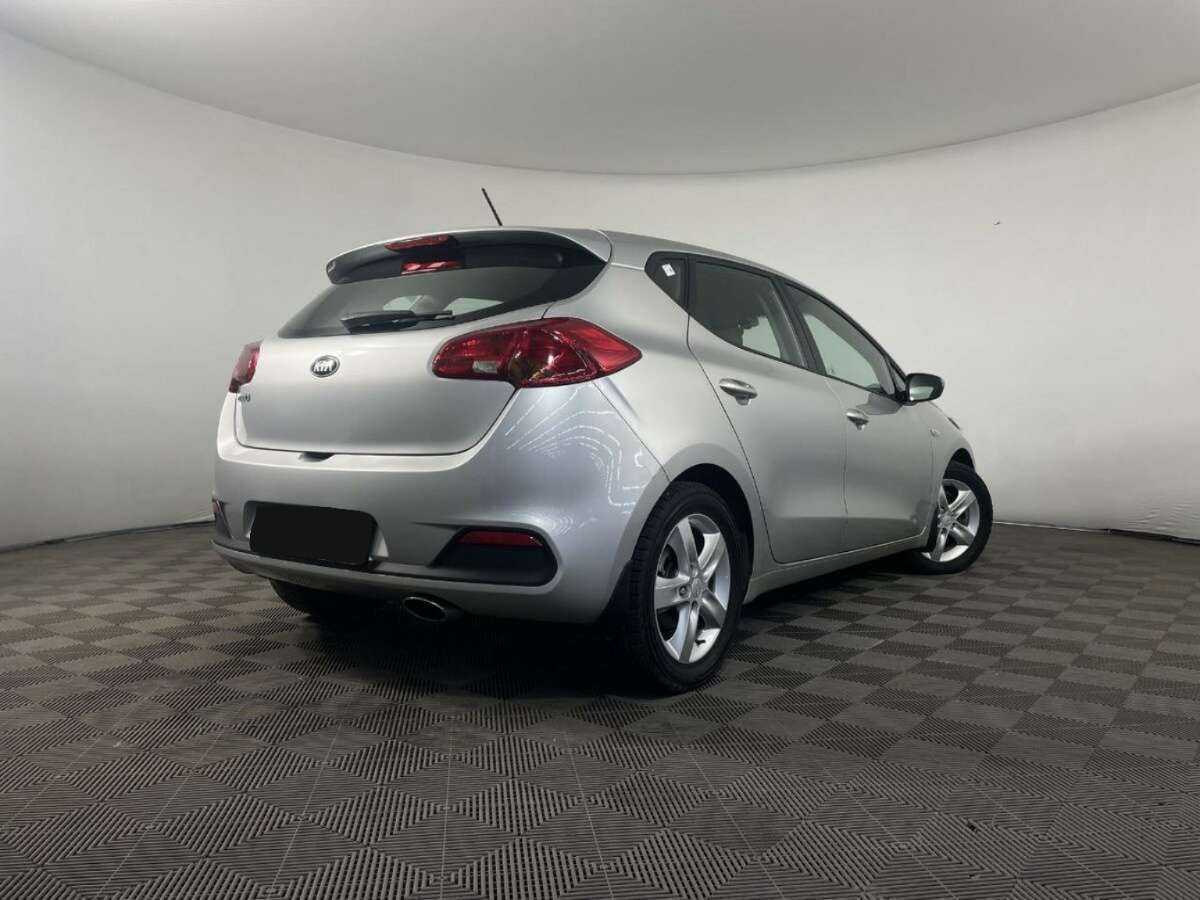 Б/У Киа Сид 2015 года. Фото: #5