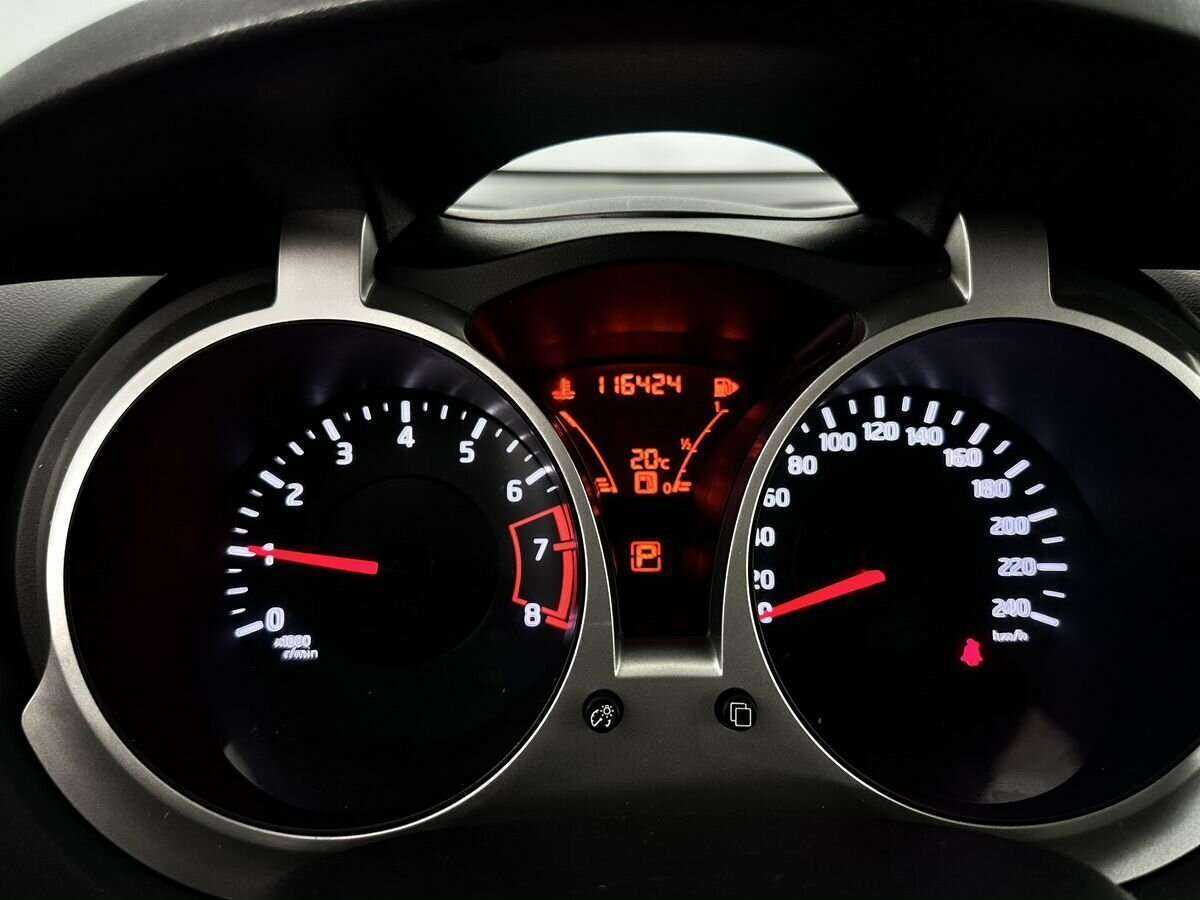 Б/У Ниссан Жук 2012 года. Фото: #10