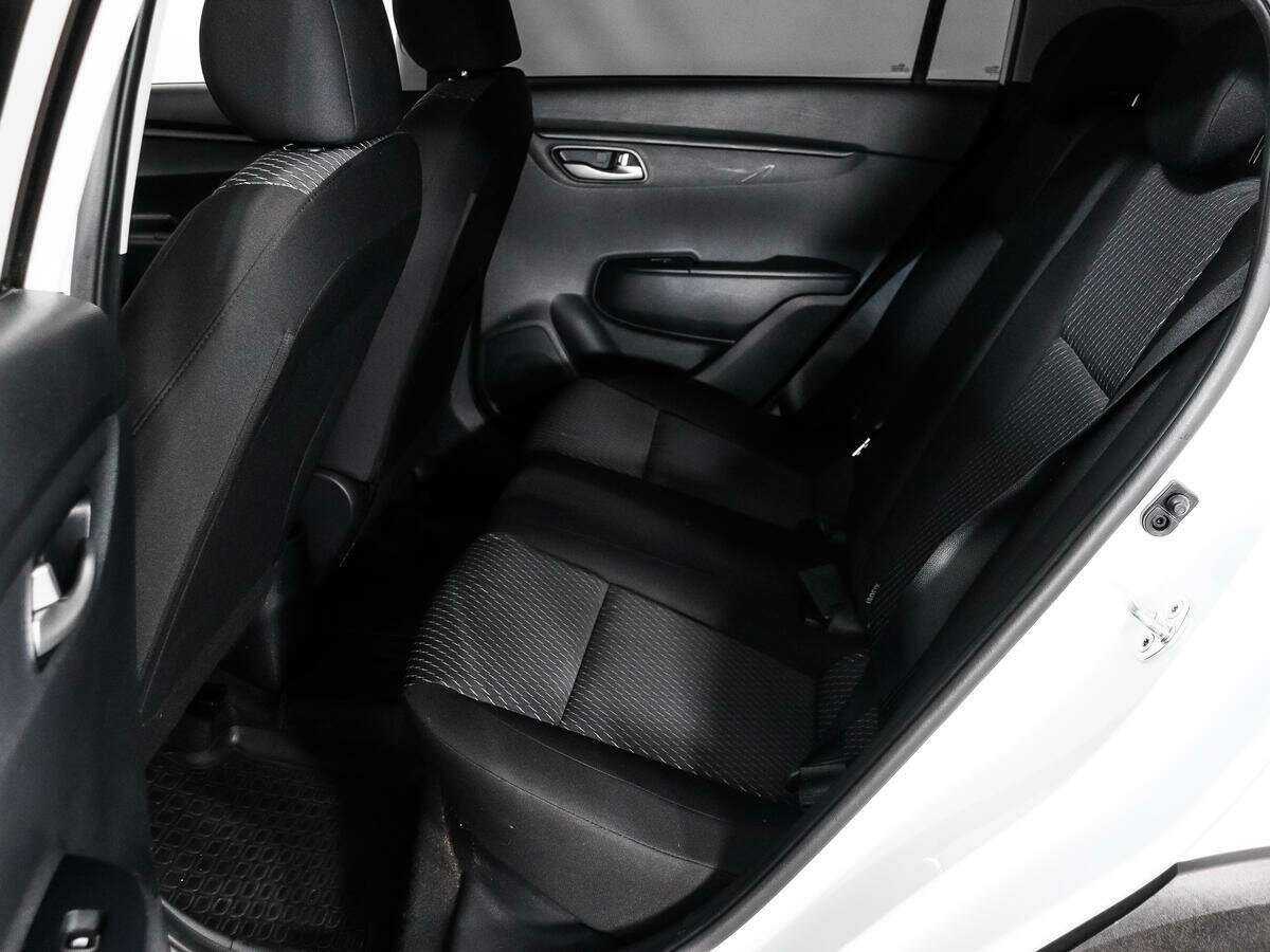 Б/У Киа Рио 2018 года. Фото: #9