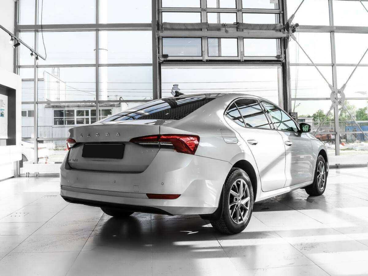 Skoda Octavia 2021 года с пробегом. Фото: #3